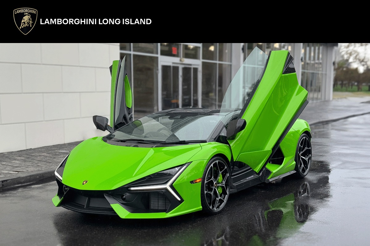 2025 Lamborghini Revuelto Base