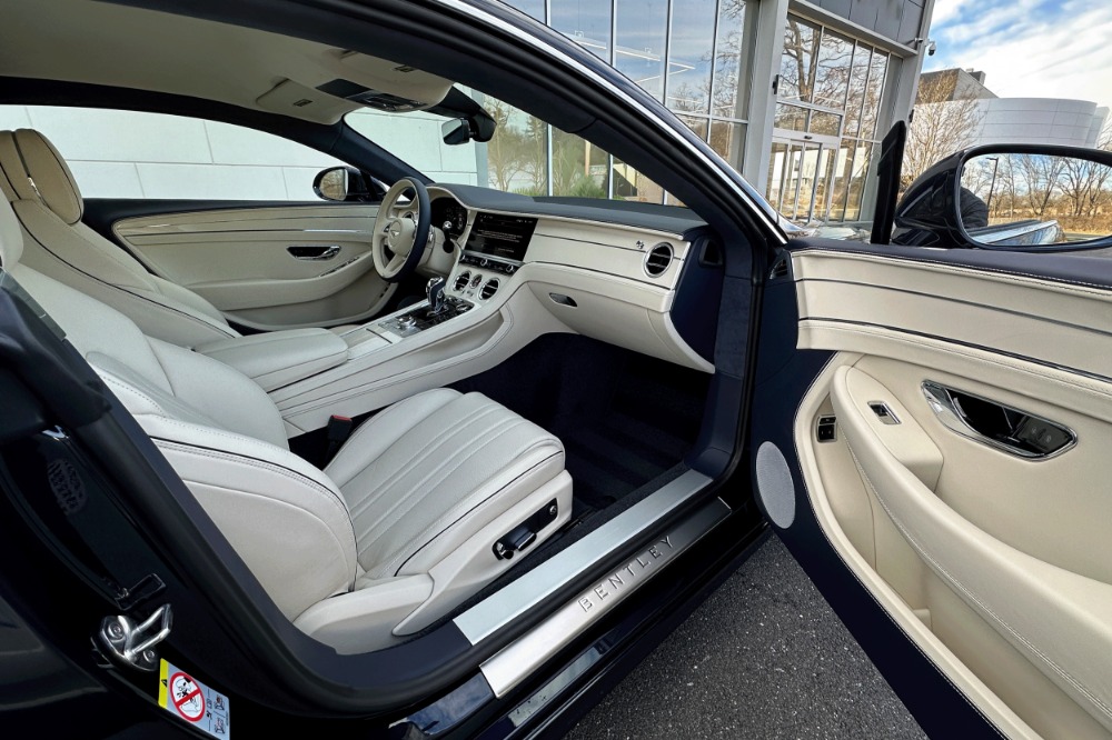 2026 Bentley Continental GT Base - Photo 17